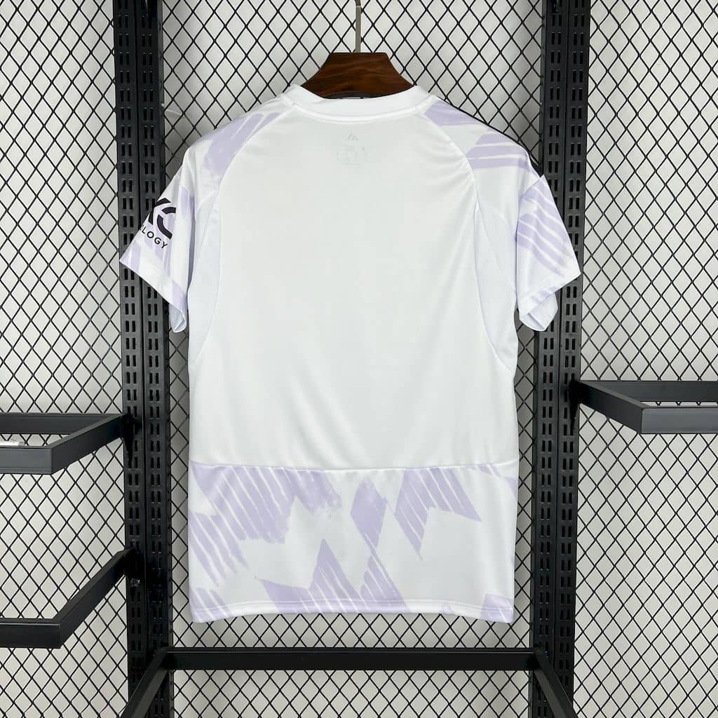 Manchester United 2025-2026 Away Kit