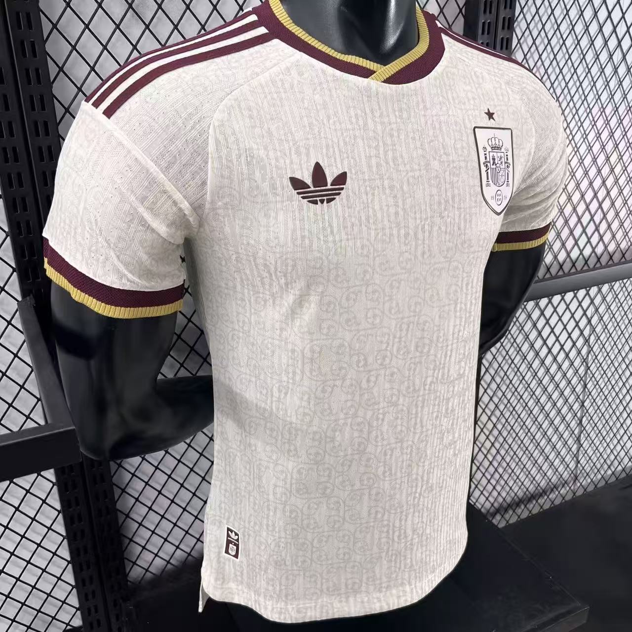 Spain "Burgundy Elegance" Special Kit