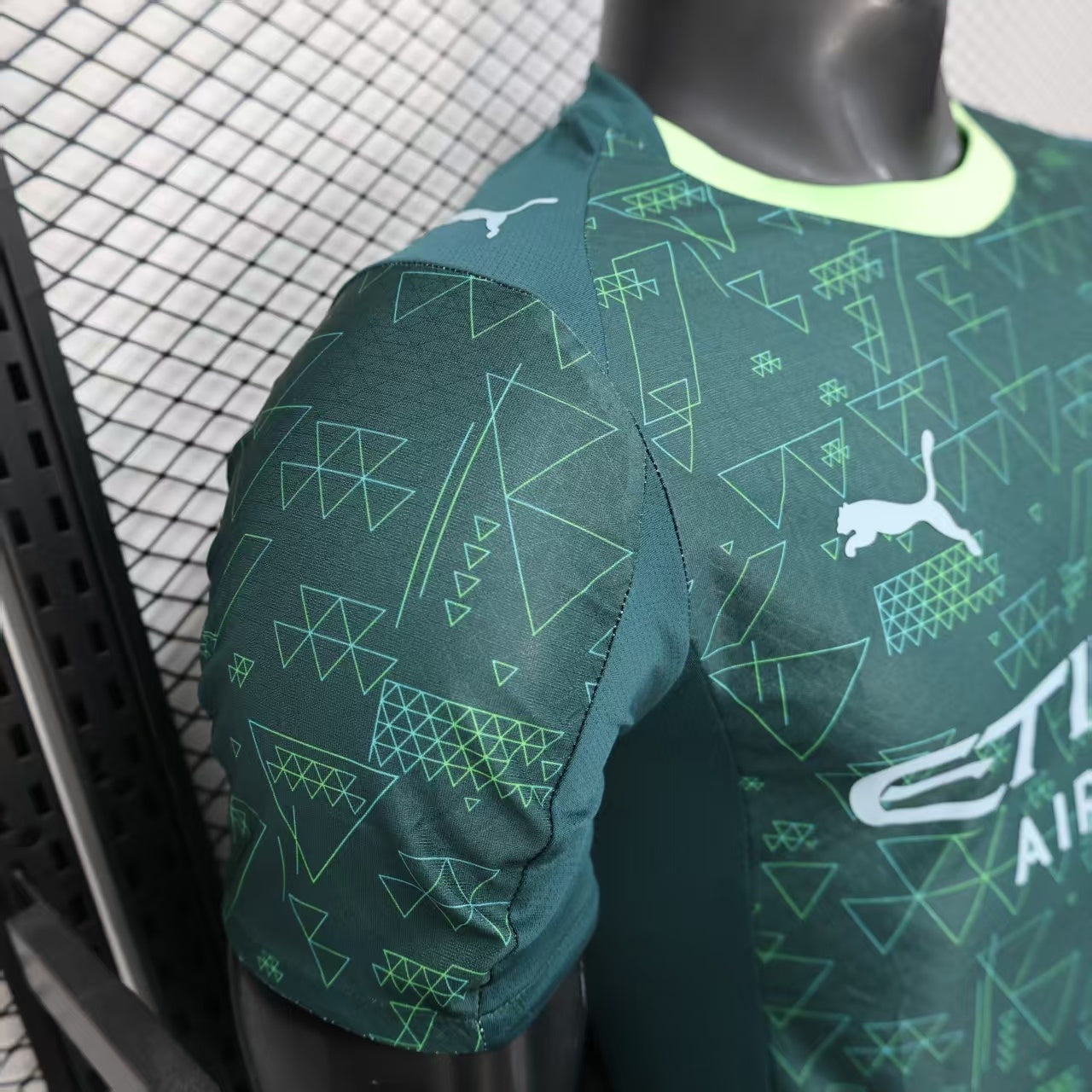 Manchester City "Geometric Cyber" Special Kit