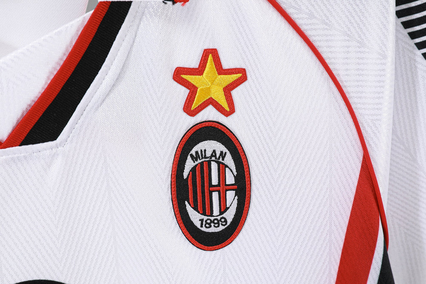 AC Milan 1995-1996 Away Kit
