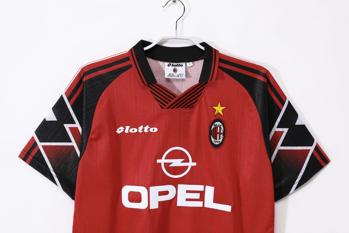 AC Milan 1995-1996 Home Kit