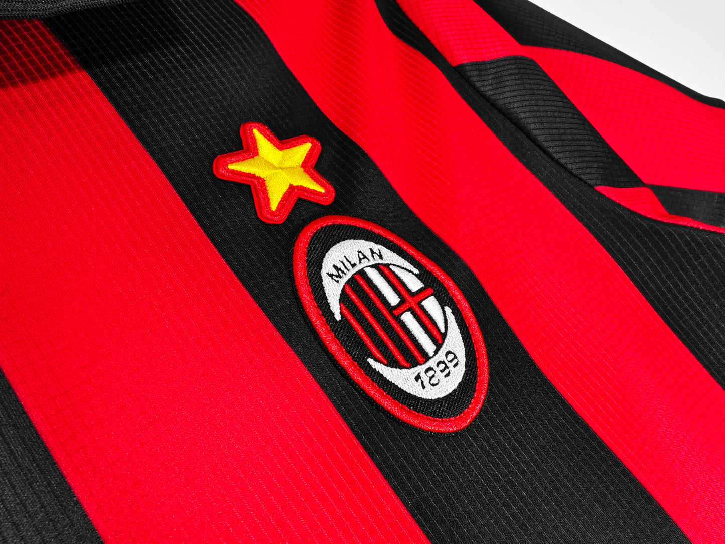 AC Milan 1995–1996 Home Kit