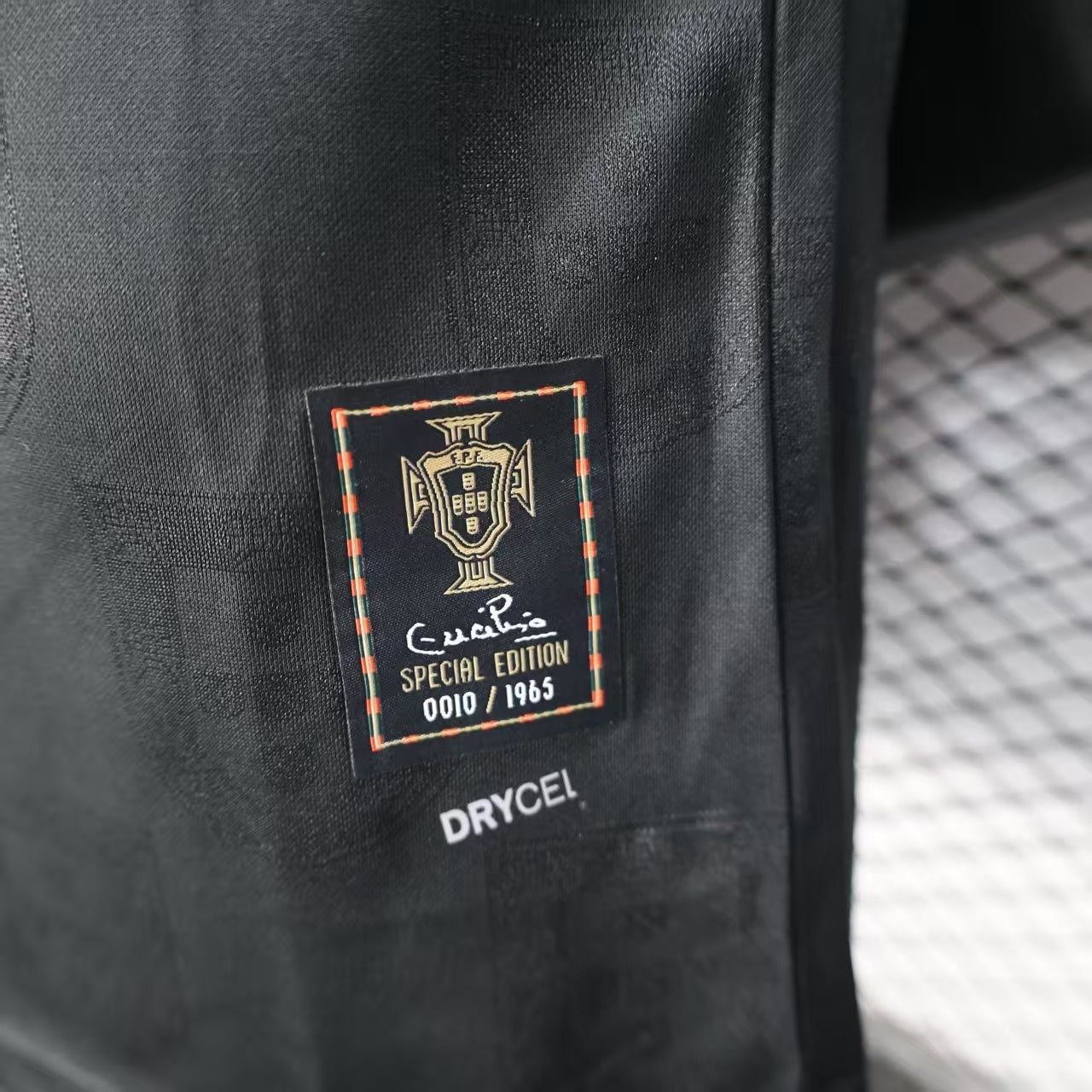 Portugal "Obsidian Gold" Special Kit