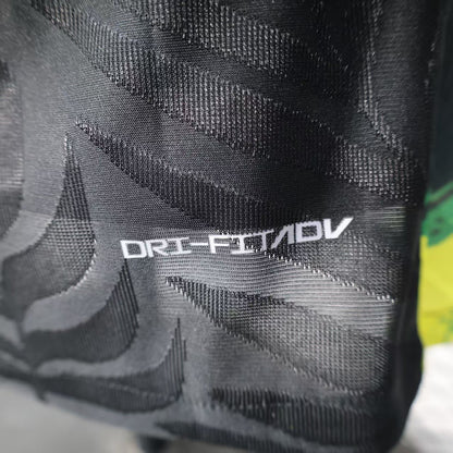 Brazil "Canarinho Neon" Special Kit