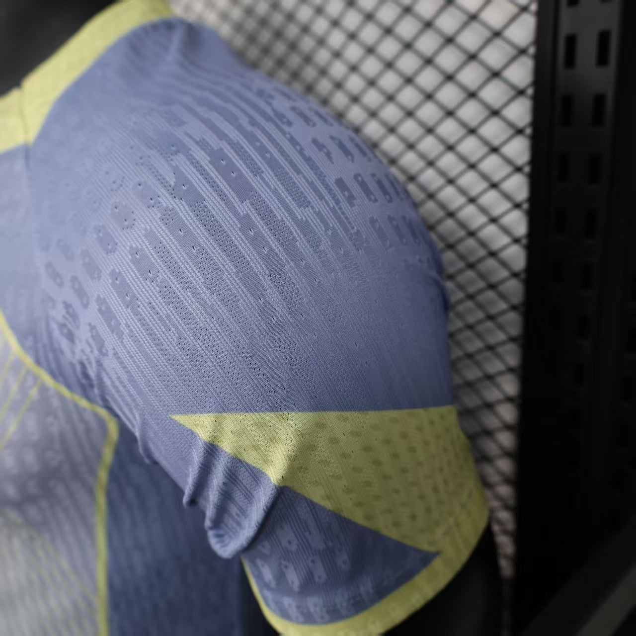 FC Barcelona "Vibrant Glitch" Special Kit