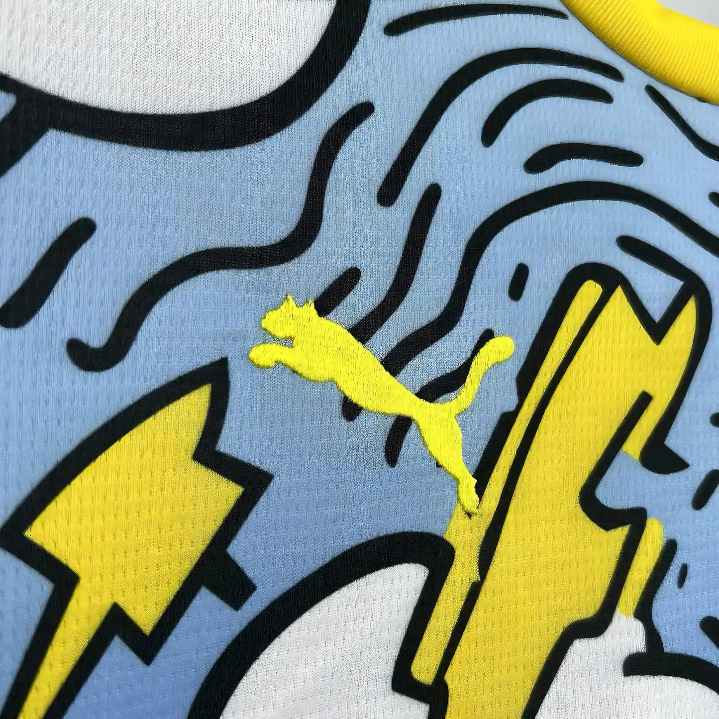 Manchester City "Cloudy" Special Kit