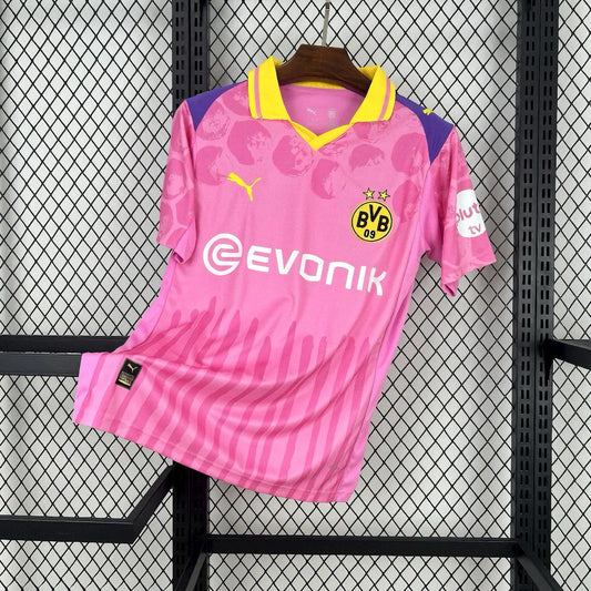 Borussia Dortmund "Pink Spurce" Special Kit