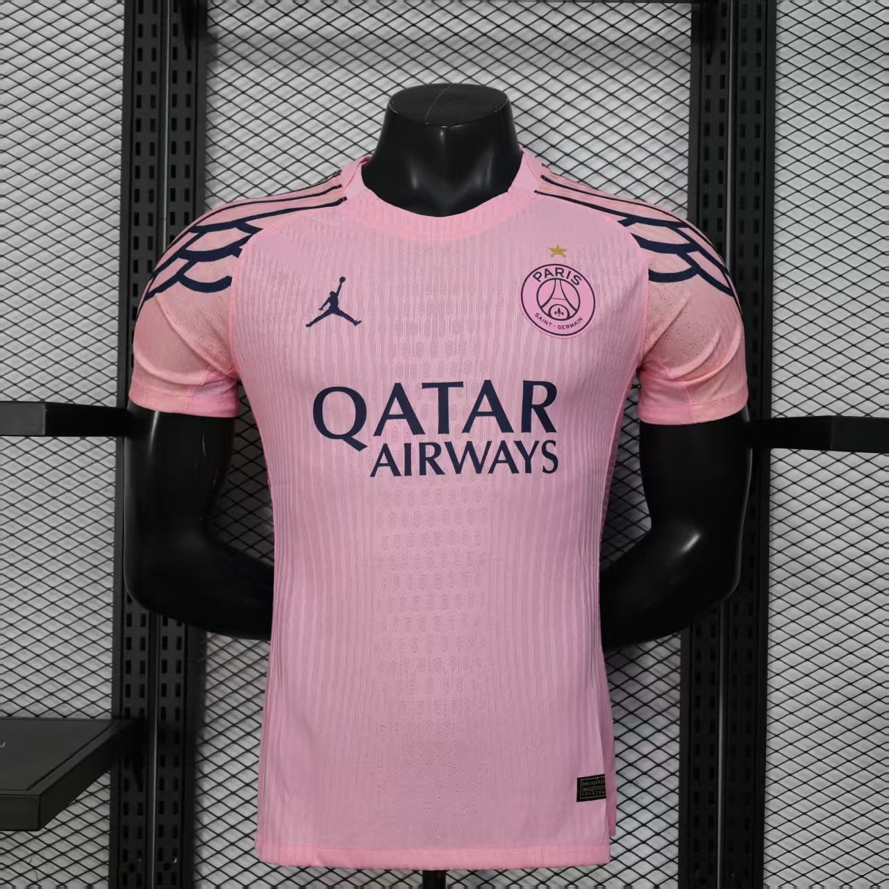 PSG "Pink Wings" Special Kit