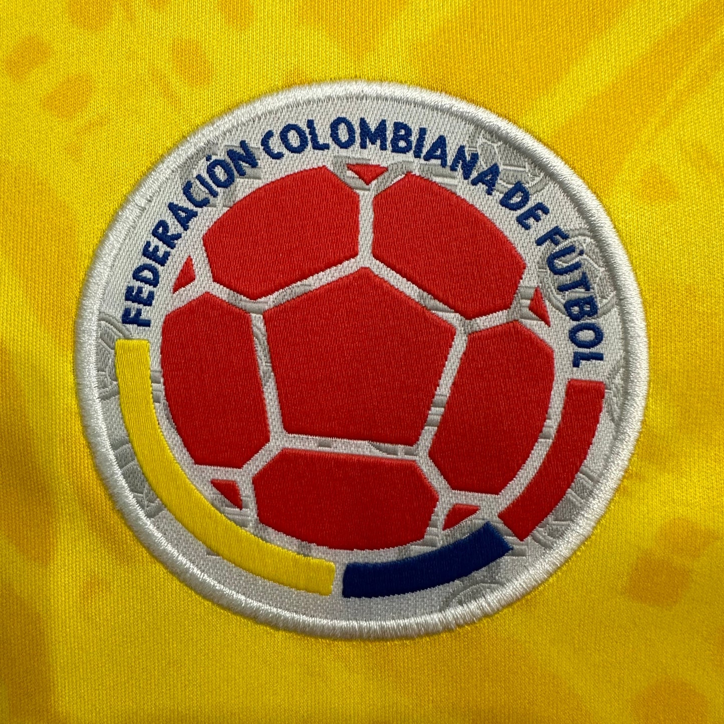 Colombia "Butterfly Glint" World Cup Special Kit