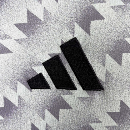 Manchester United "Electric Eclipse" Special Kit