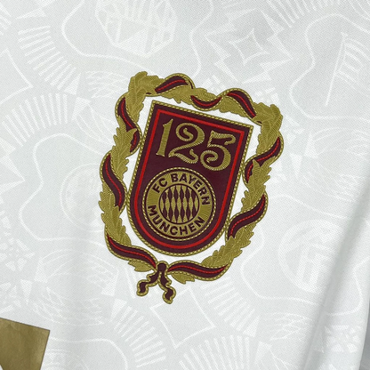 Bayern Munchen 125th White Annyversary Kit